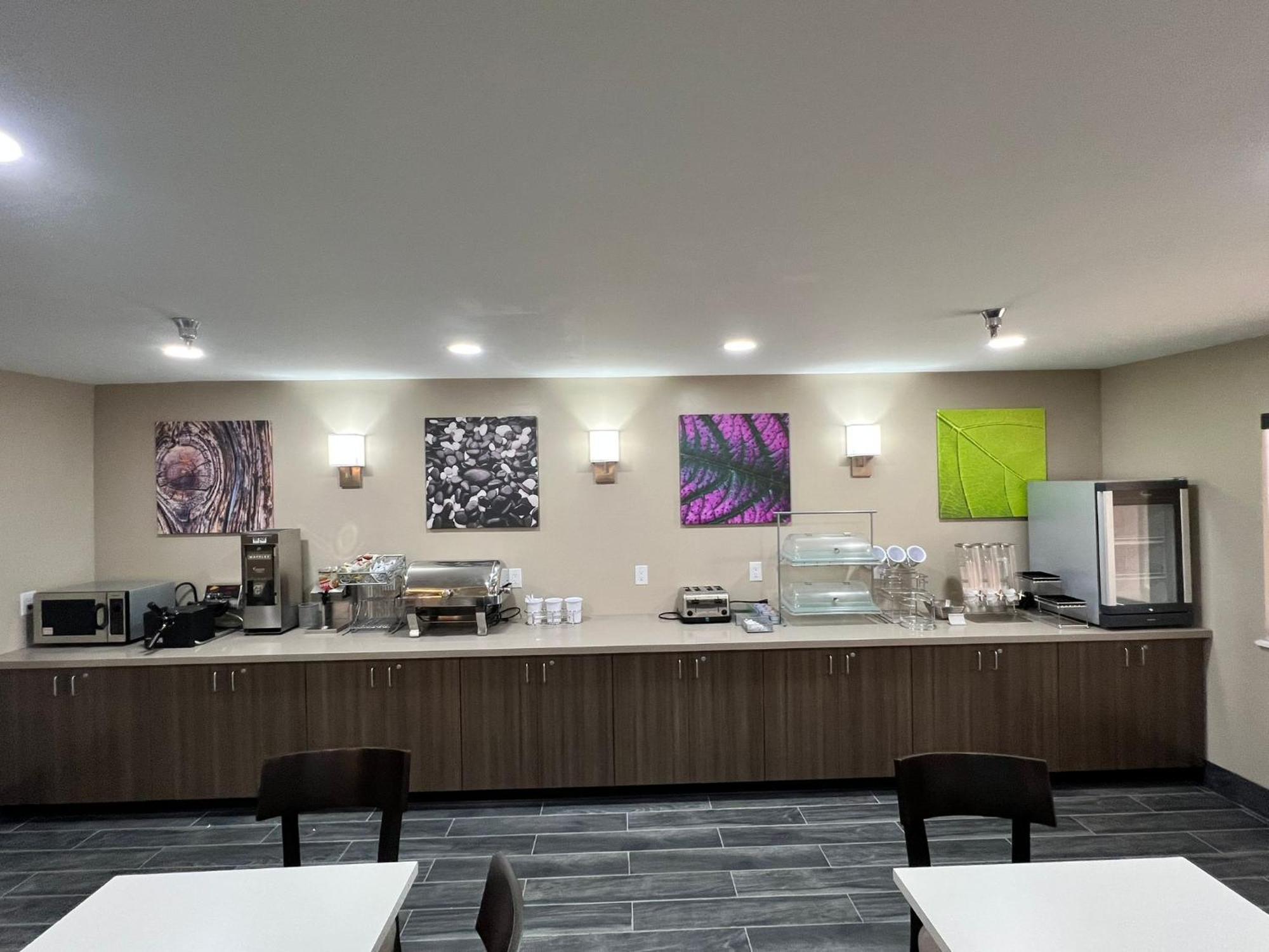 Sleep Inn & Suites Salina I-135 Zewnętrze zdjęcie