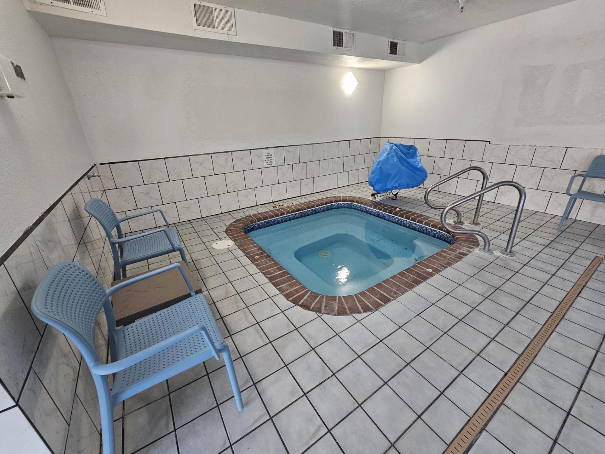Sleep Inn & Suites Salina I-135 Zewnętrze zdjęcie