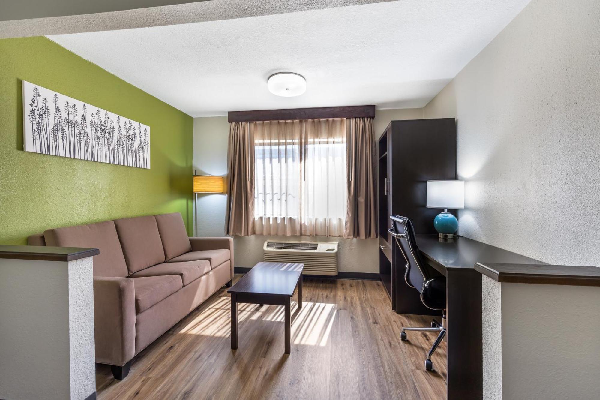 Sleep Inn & Suites Salina I-135 Zewnętrze zdjęcie
