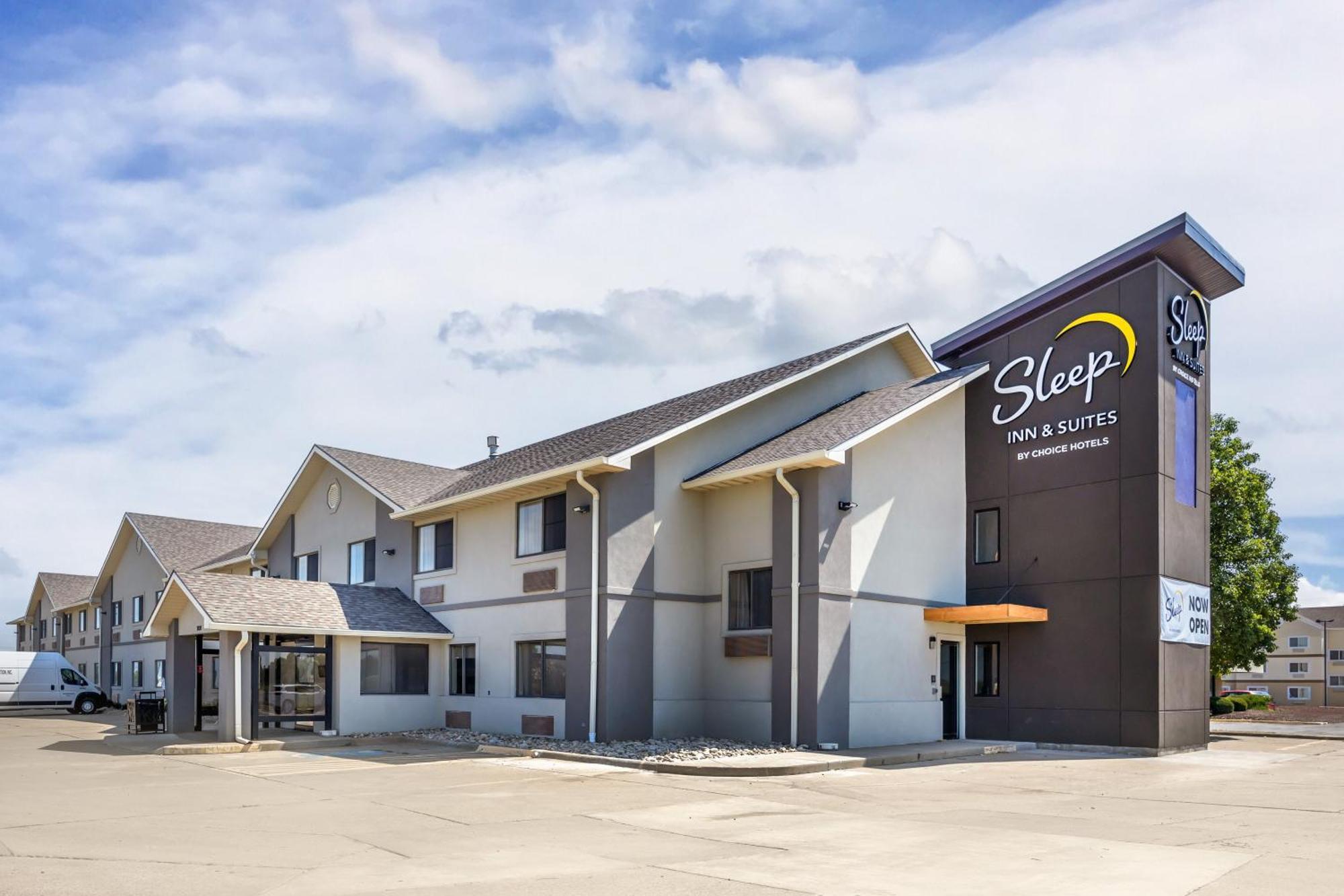 Sleep Inn & Suites Salina I-135 Zewnętrze zdjęcie