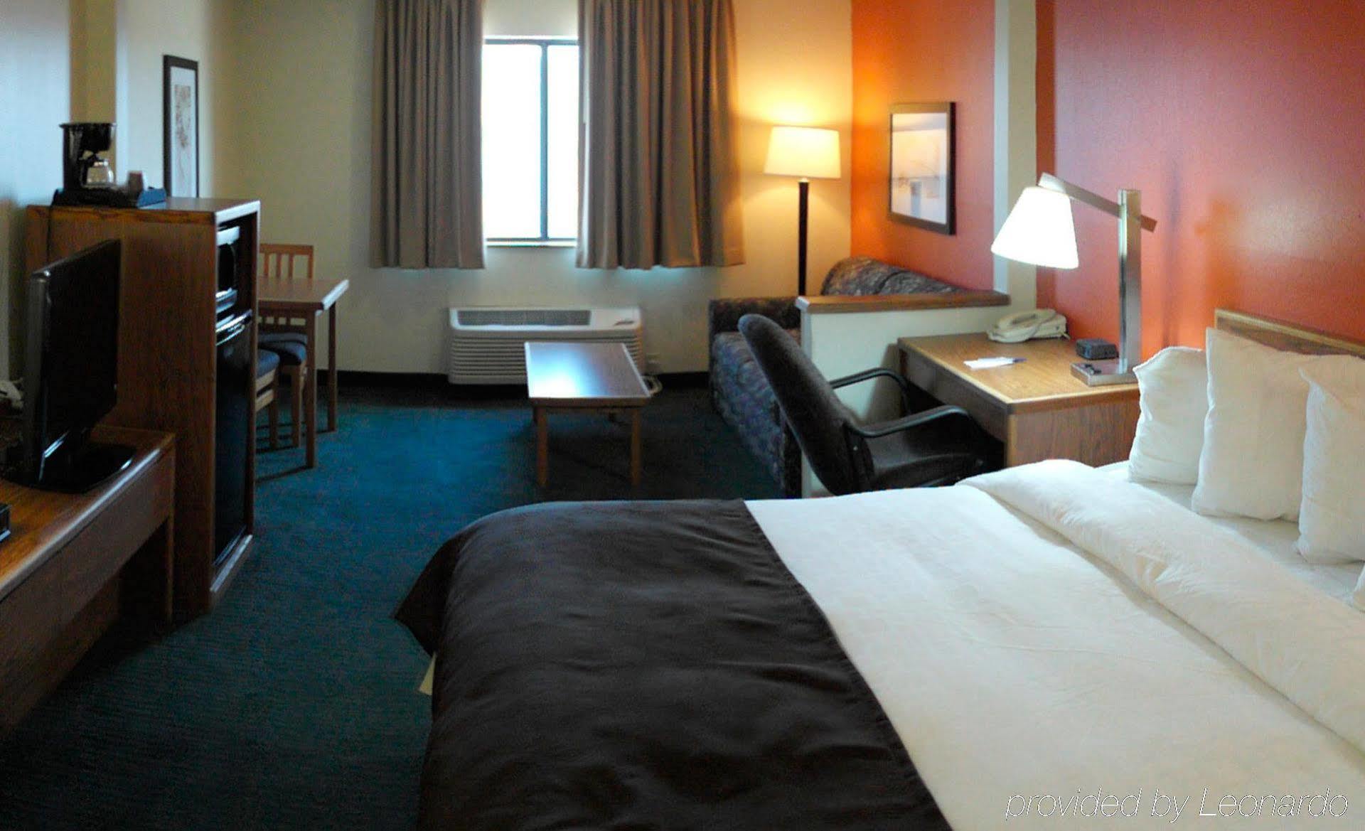 Sleep Inn & Suites Salina I-135 Zewnętrze zdjęcie