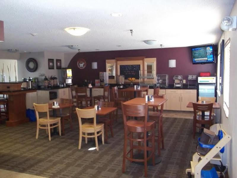 Sleep Inn & Suites Salina I-135 Zewnętrze zdjęcie