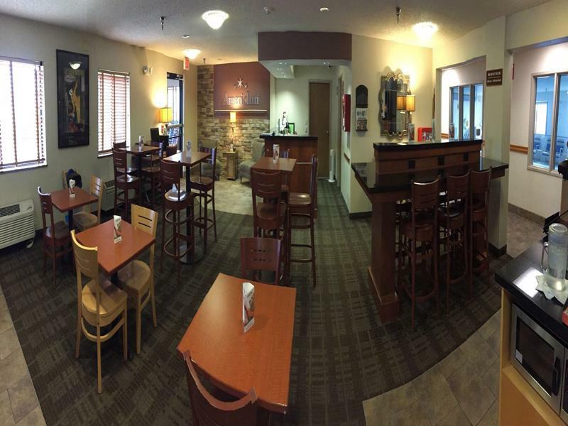 Sleep Inn & Suites Salina I-135 Zewnętrze zdjęcie