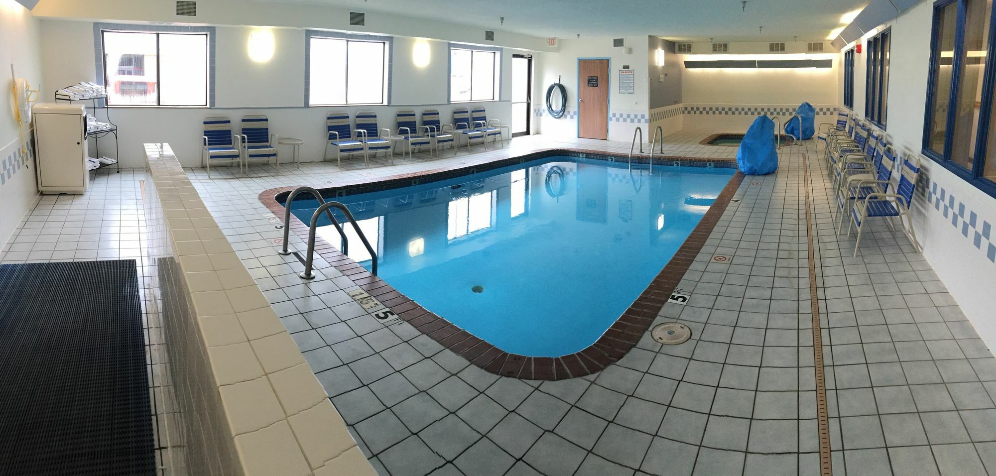 Sleep Inn & Suites Salina I-135 Zewnętrze zdjęcie