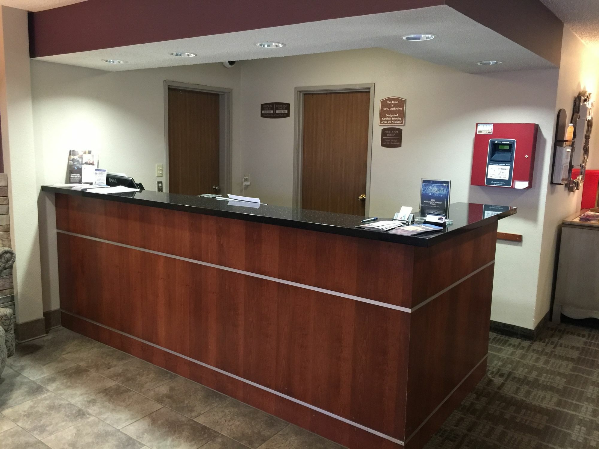 Sleep Inn & Suites Salina I-135 Zewnętrze zdjęcie